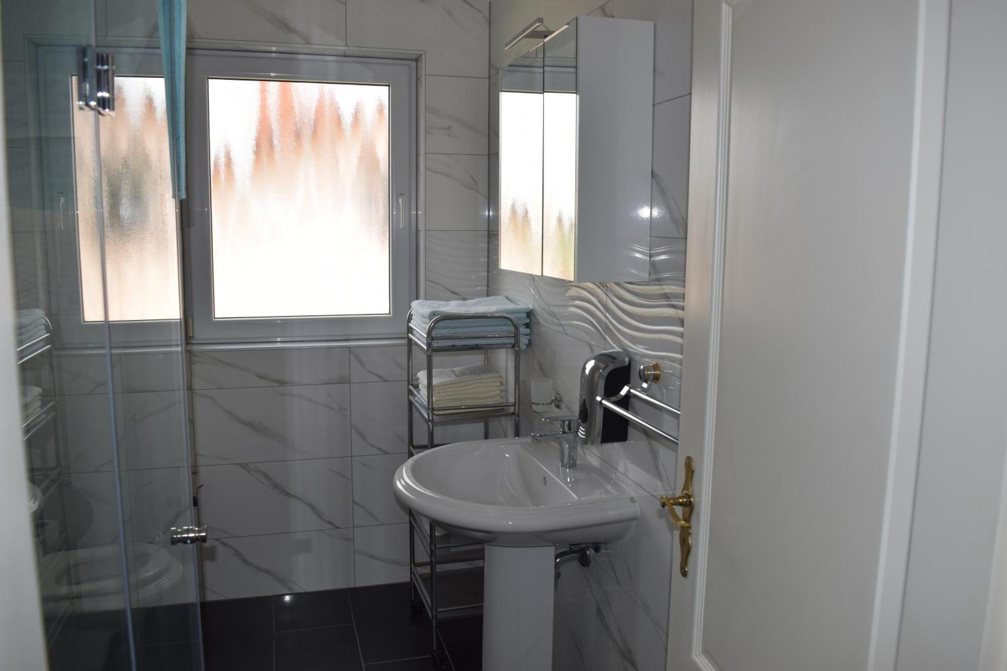 Apartments Grgic Novigrad Istria Exterior foto